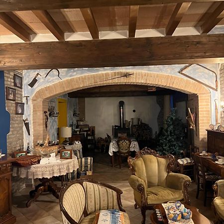 La Frasca Bed & Breakfast Coltaro Luaran gambar
